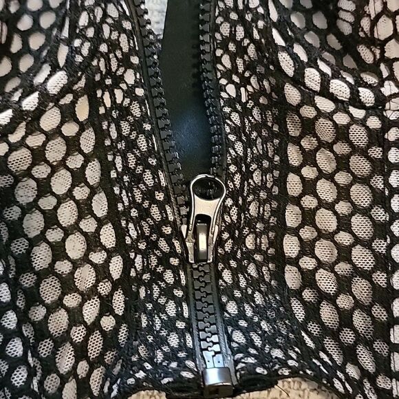 Victoria's Secret longline zip up corset bra - Picture 7 of 7